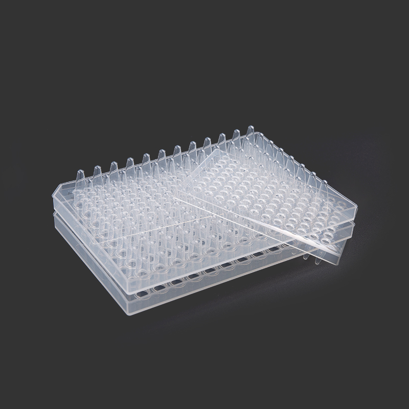 Plat PCR 96 perigi separuh skirt